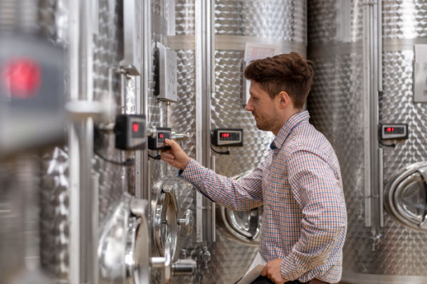 Vinpilot Modul an Weinkühltank